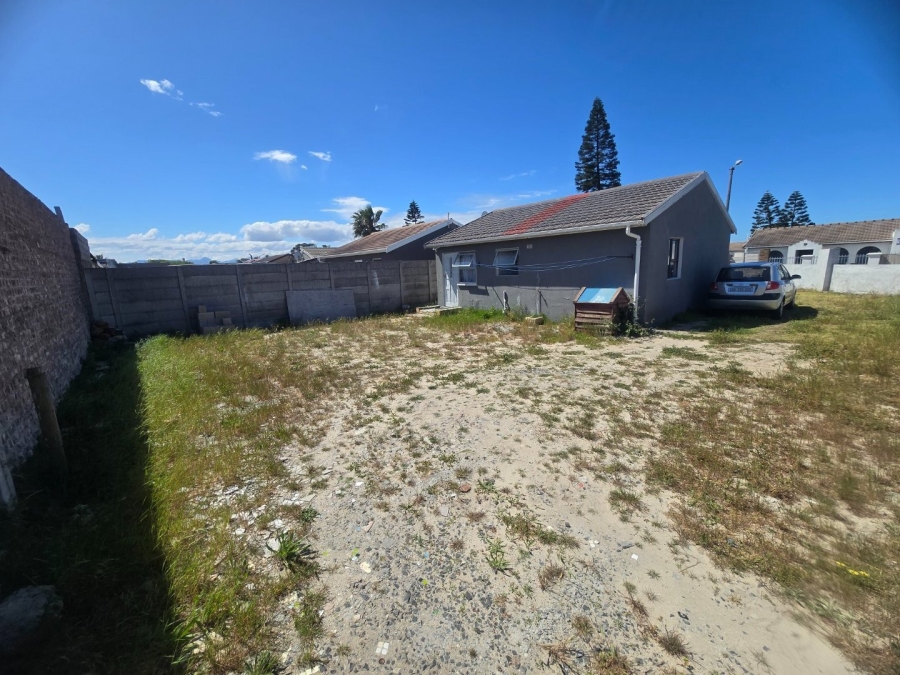 2 Bedroom Property for Sale in Colorado Park Western Cape